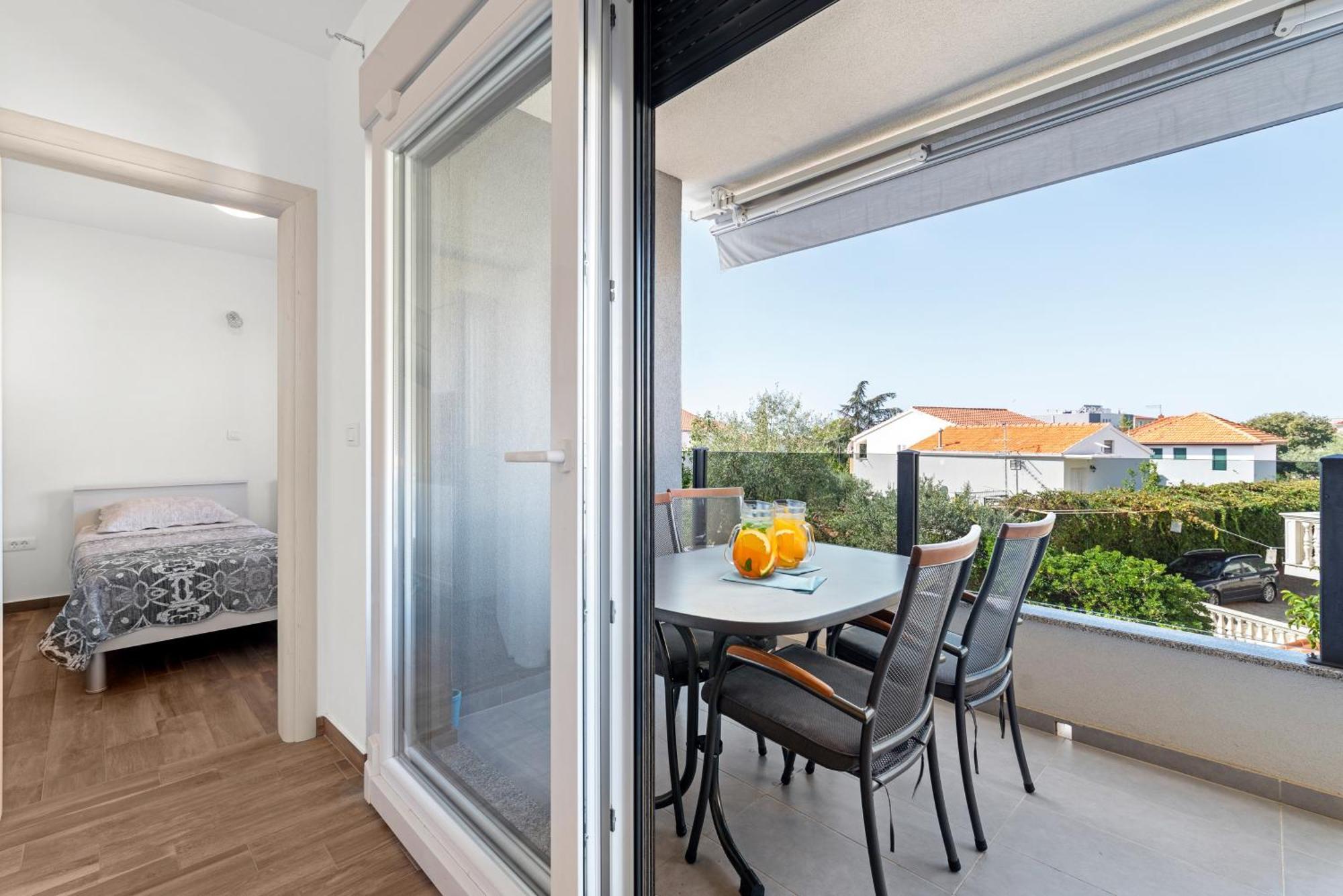 Apartments Boomerang Рогозниця Екстер'єр фото