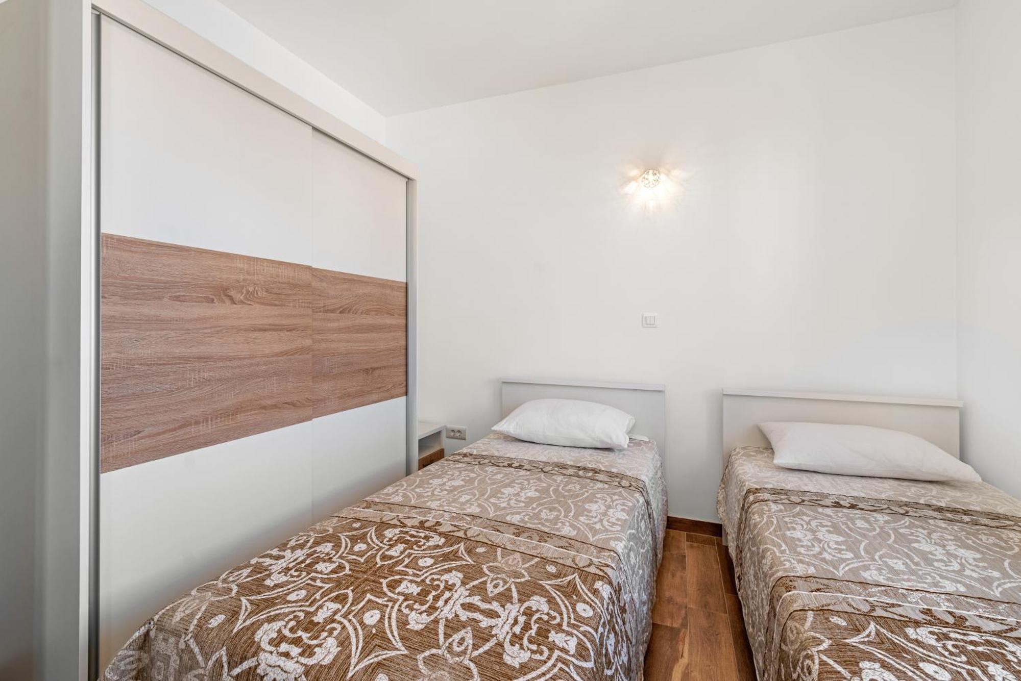 Apartments Boomerang Рогозниця Номер фото